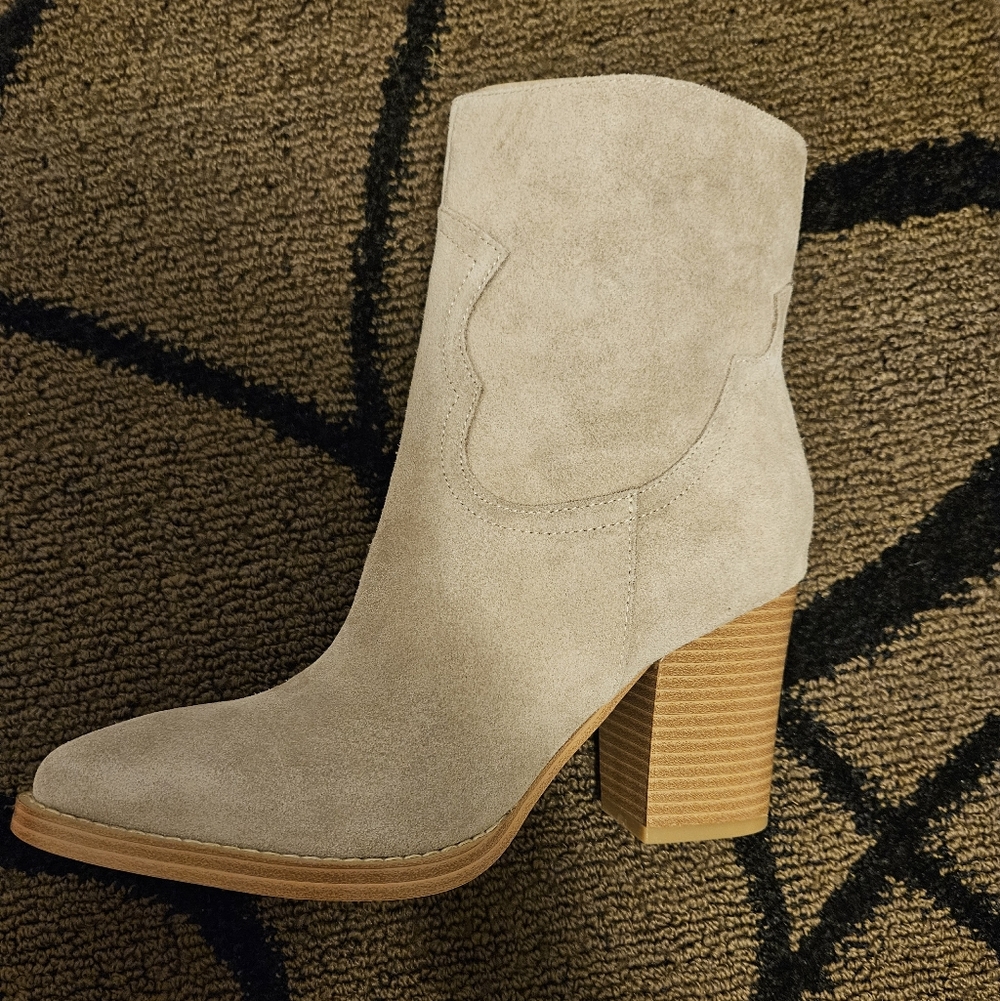 Nine West Light Beige Suede Ankle Booties